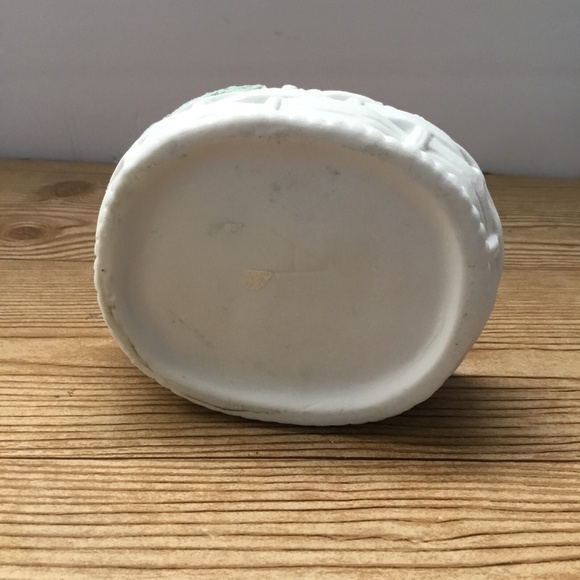 3 Ceramic Cats With Blue Blankets - Picture 9 of 9